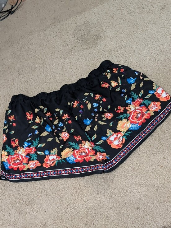 SHEIN Black Floral Border Athletic Shorts Women's 4XL