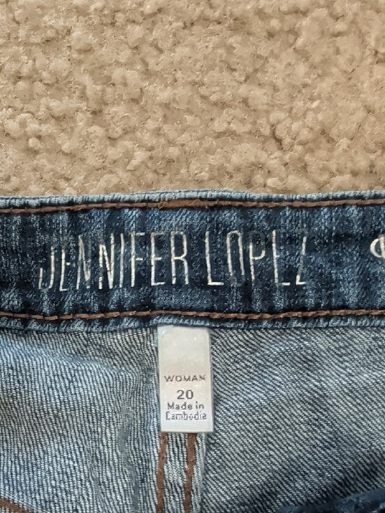 Jennifer Lopez Stretch Distressed Blue Denim Rolled-Hem Shorts Women's 20