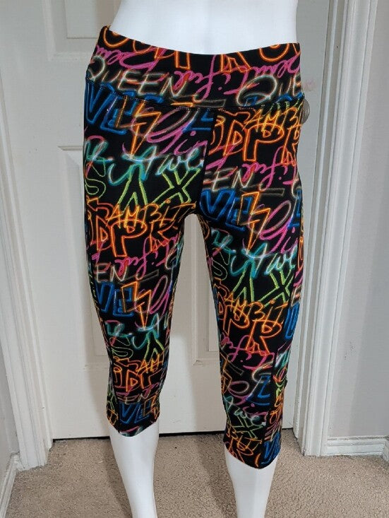 Women's Black Neon Power Graffiti Capri Leggings Medium