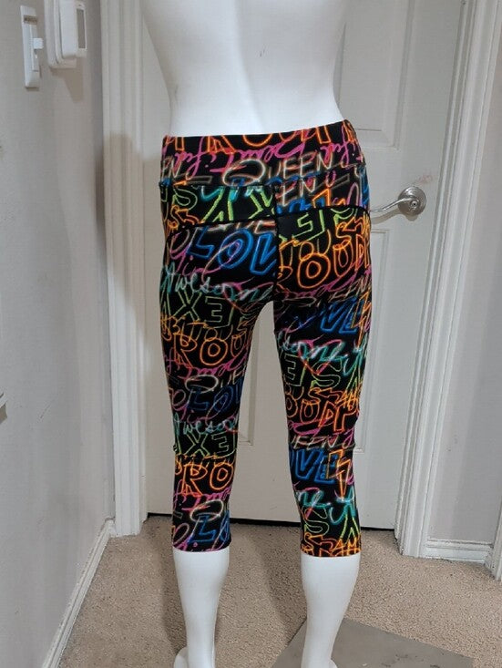 Women's Black Neon Power Graffiti Capri Leggings Medium