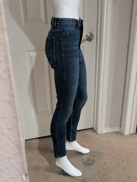 H&M Dark Wash High-Rise Skinny Jeans Women's 8