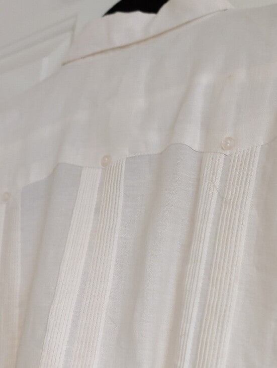 Men's Linen Cream Short-Sleeve Guayabera Button-Down Shirt Medium