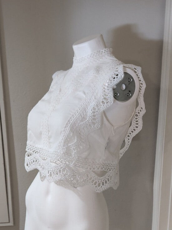 White Lace Crochet Cap Sleeve Cropped Top Women's Small