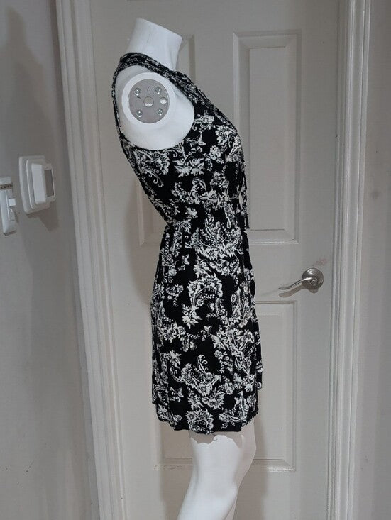 Vintage Elle Black and White Paisley Sleeveless Mini Dress XS