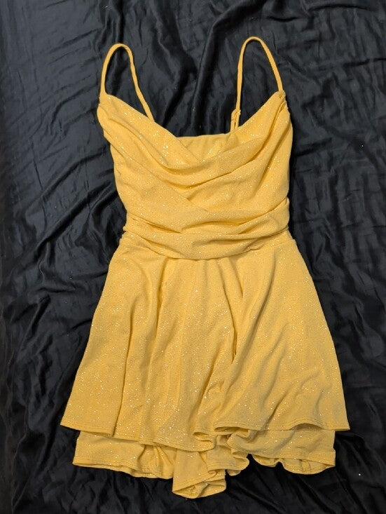 Windsor Pale Yellow Sparkle Cowl Strap Top Women's Medium