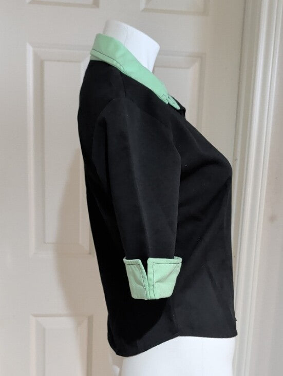 Vintage Daddy-O's Black Button-Up Shirt with Mint Green Collar and Cuffs Medium
