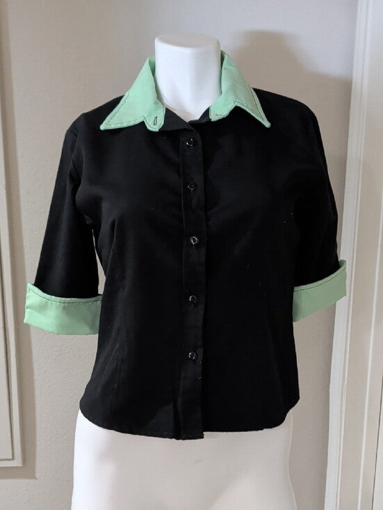 Vintage Daddy-O's Black Button-Up Shirt with Mint Green Collar and Cuffs Medium