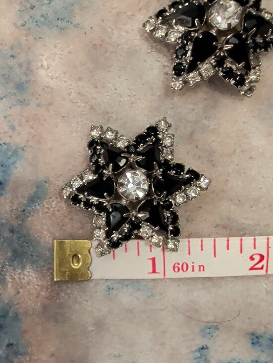 Classic Weiss Black & Silver Starburst Clip-On Earrings - Vintage Costume Jewelry Retro