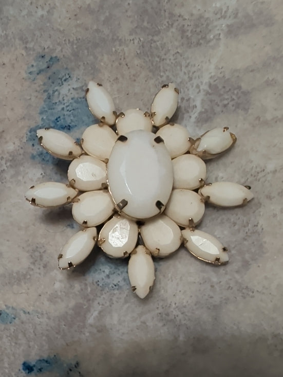 Vintage White Glass Stone Floral Brooch Costume Jewelry