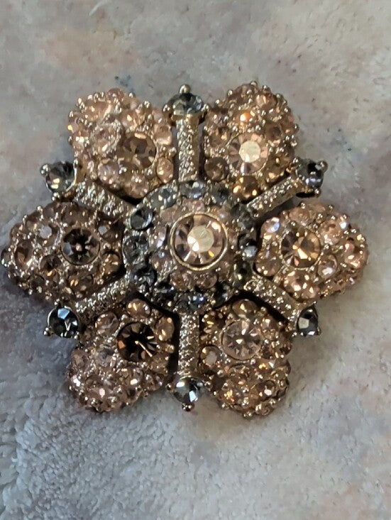 Vintage Grey & peach Crystal Rhinestone Flower Brooch High End Gold Plate 2''
