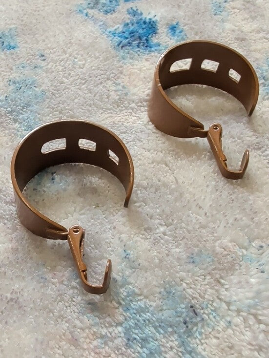 Vintage Brown Cutout Hoop Clip-On Earrings – Retro Women's Jewelry 1"