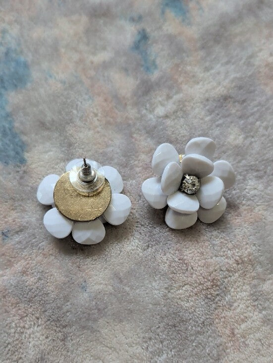 Vintage White Floral Statement Earrings with Crystal Center Retro 1"