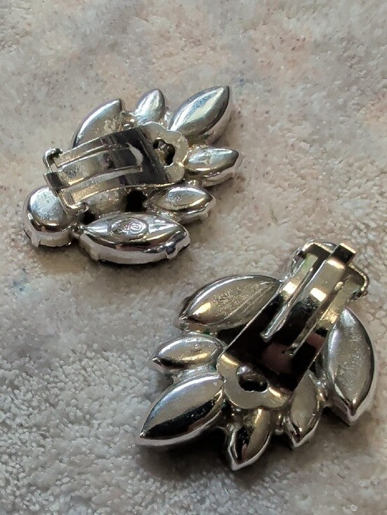 Vintage Purple Crystal Leaf Cluster Clip-On Earrings - Costume Jewelry Stamped