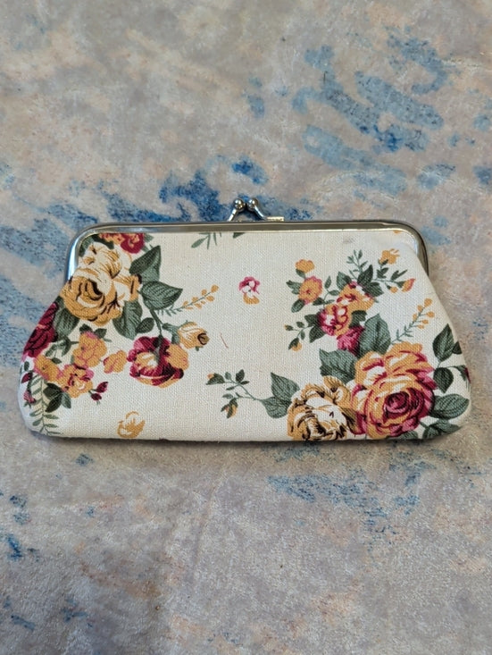 Vintage Floral Clasp Wallet Clutch in Cream with Pink & Yellow Roses Retro