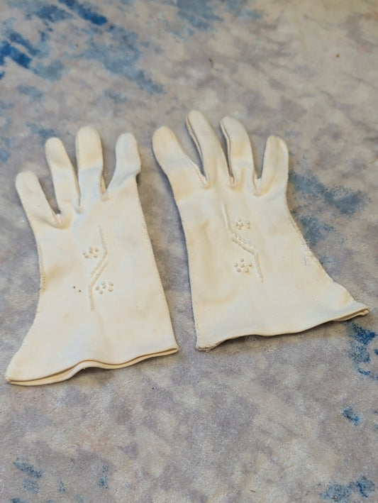 Classic Embroidered Women's Ivory Embroidered Dress Gloves Vintage