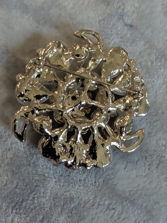 Vintage Pearl and Rhinestone Floral Brooch - Cream Pearls with Gold Accents 2"