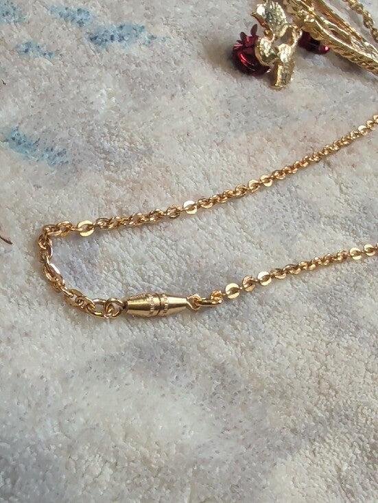 VTG High Quality Gold Tone Necklace with Red Rose Accents - 10" Costume Jewelry