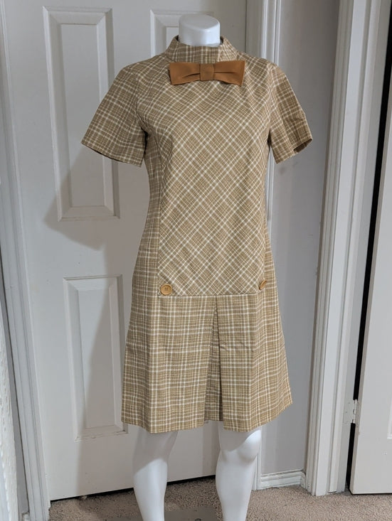 Retro Tan Plaid Short-Sleeve Dress with Bow Detail Handmade M/L
