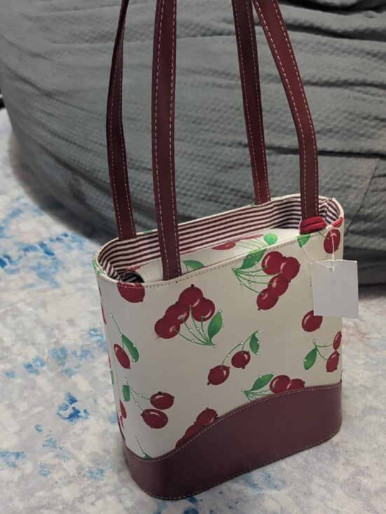 Vintage Cherry-Print Tote Bag with Red Trim Retro Mid-Century NWT and Coinpurse