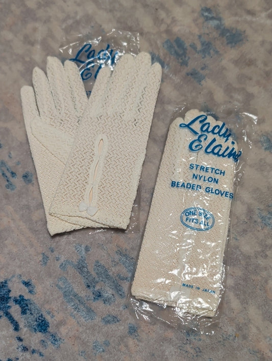 VTG Lady Elaine Stretch Nylon Beaded Gloves in Ivory Vintage NWT (1) Pair