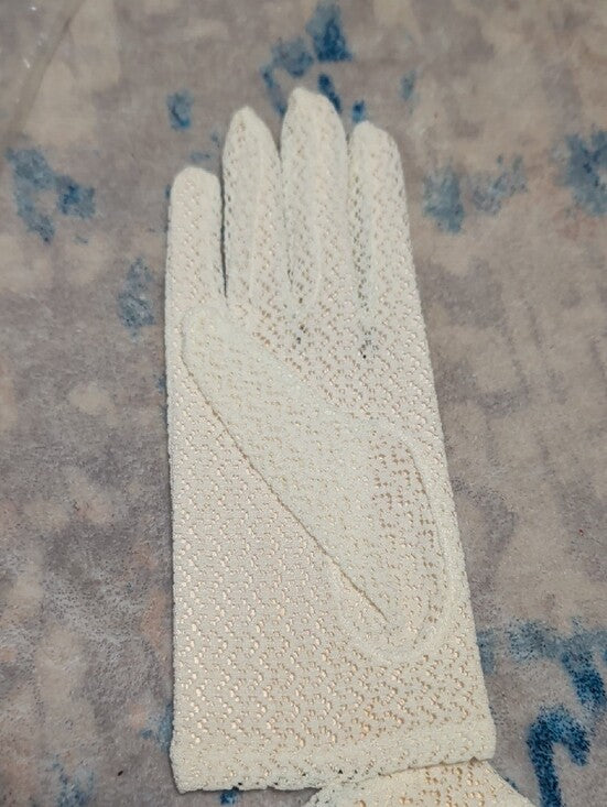 VTG Lady Elaine Stretch Nylon Beaded Gloves in Ivory Vintage NWT (1) Pair