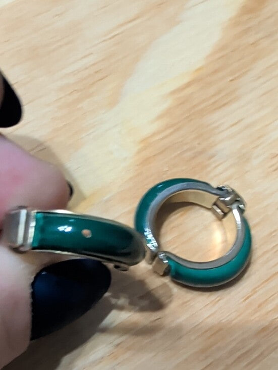 Retro Green & Silver Enamel Hoop Clip-On Earrings MCM Vintage Costume Jewelry 1"