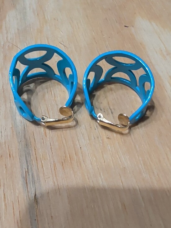 Retro Blue Cutout Hoop Clip-On Earrings - Lightweight MCM Statement Hoops