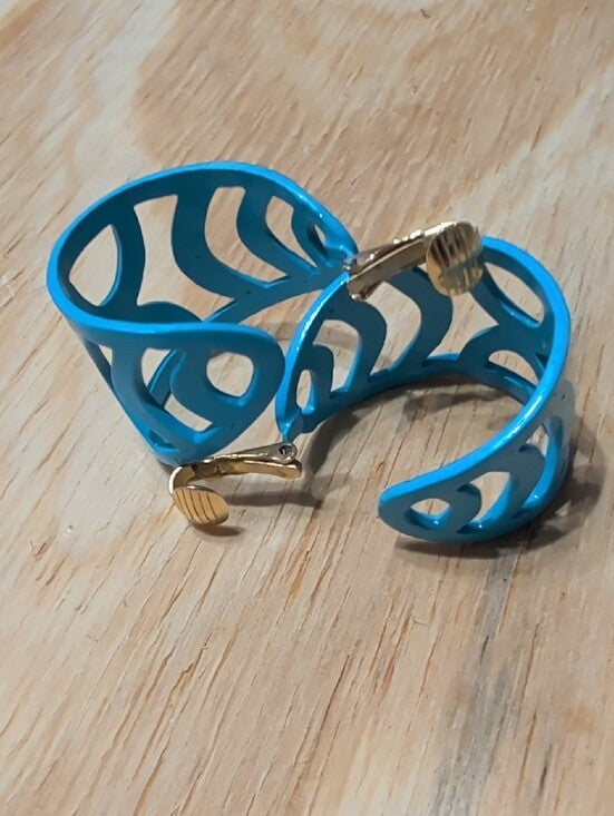 Retro Blue Cutout Hoop Clip-On Earrings - Lightweight MCM Statement Hoops