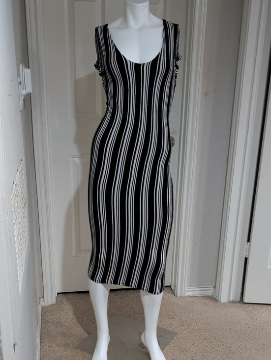 American Dream Black & White Vertical Scoop Neck Stripe Midi Dress Women's Small