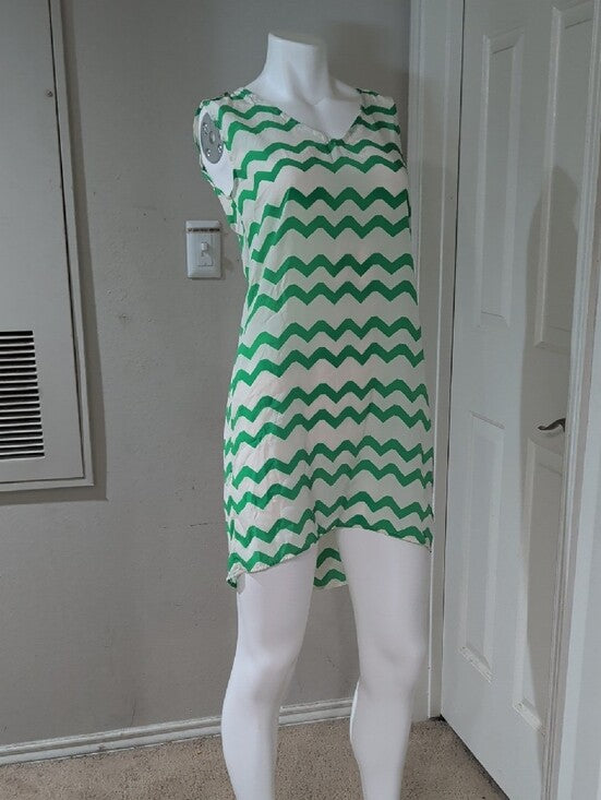 Peach Love Cream Green Chevron Sleeveless Mini Dress Women's Small