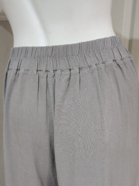 Flowy Wide-Leg Cropped Pants in Light Gray Women's M/L Unbranded