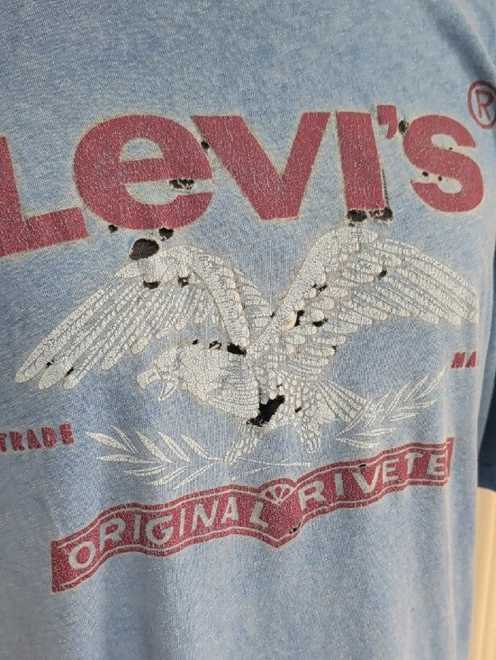 Levi's Distressed Light Blue Short Sleeve Logo Tee with Red Graphic Men's Large