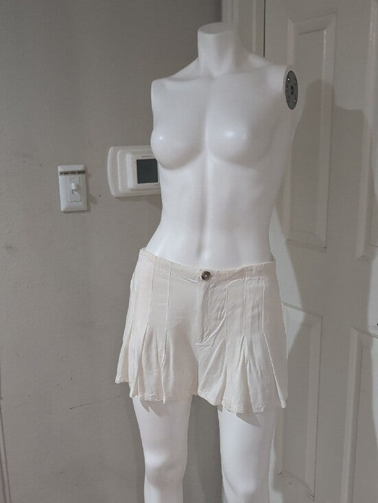 O'Neill White Pleated Viscose Shorts Women's Large