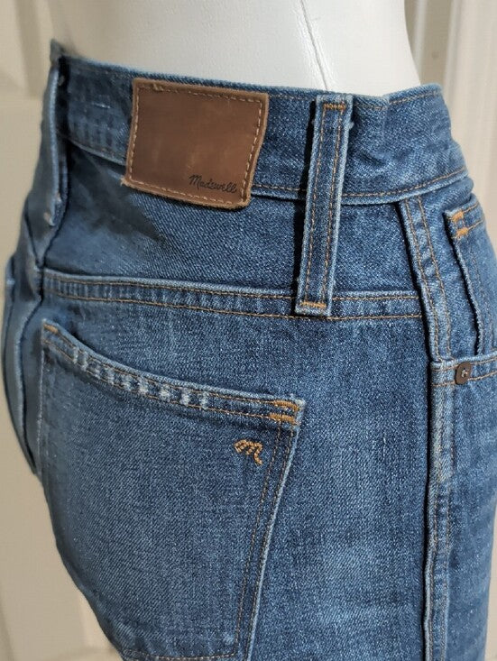 SO Dark Blue Women's Denim Shorts with Frayed Hem 7/28W