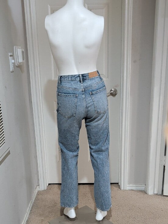 PacSun Women’s Distressed Straight Leg Dad Jeans - Light Blue Wash 24/XS