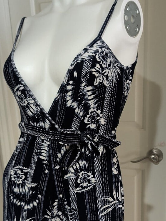Derek Heart Navy Blue & White Floral Wrap Tie Jumpsuit Women's Small