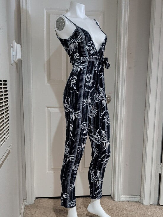 Derek Heart Navy Blue & White Floral Wrap Tie Jumpsuit Women's Small