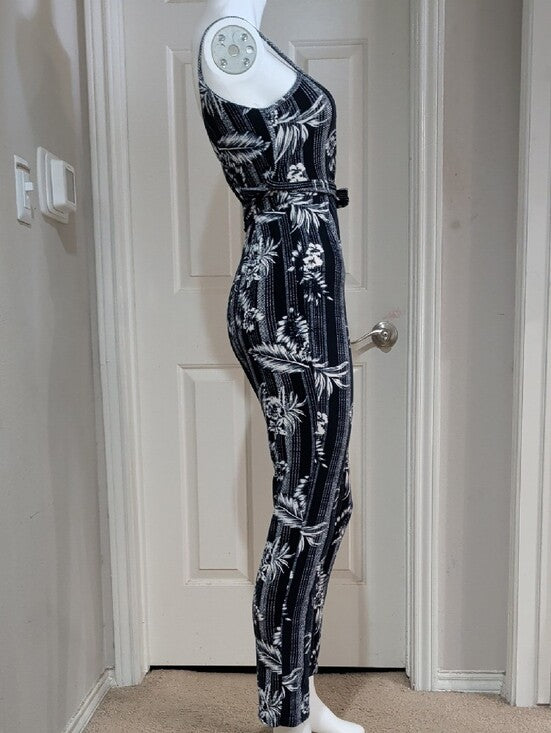 Derek Heart Navy Blue & White Floral Wrap Tie Jumpsuit Women's Small