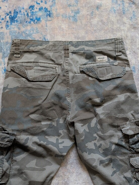 Wrangler Men's Camo Cargo Pants - Olive Green Camouflage 30x30