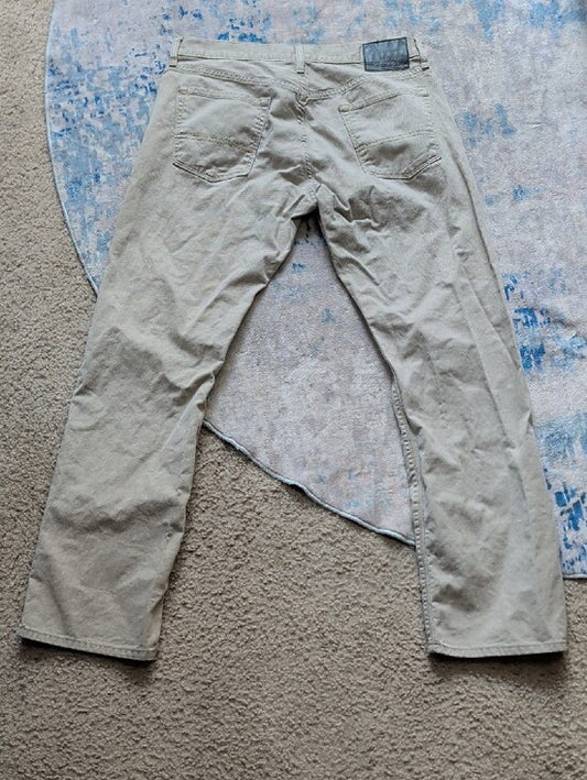 Levi's 218 Slim Straight Fit Pants in Khaki Men's 33x32