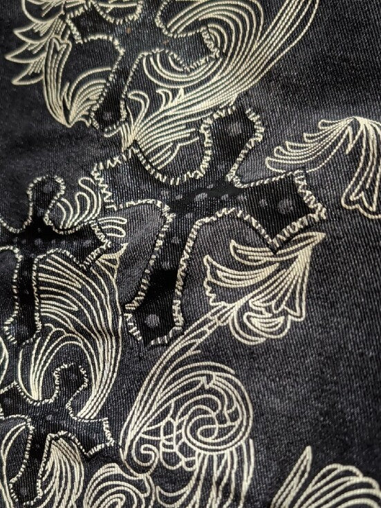 Retro ROMWE Black Denim Shorts with Ivory Ornamental Graphics Men's 2XL Y2K