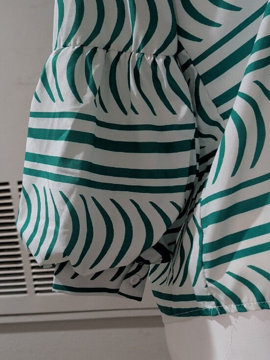 Follow Me Women's Green & White Striped Balloon-Sleeve Blouse New M/L