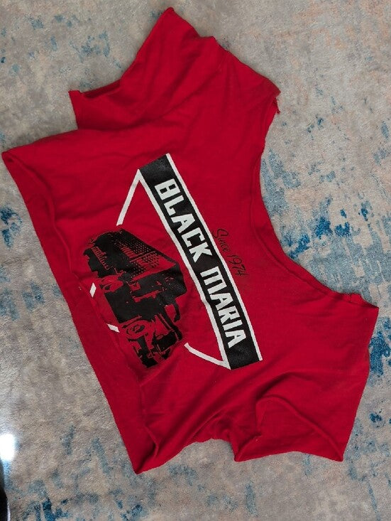 Retro Black Maria Red Crop Top Tee Women's Small Vintage