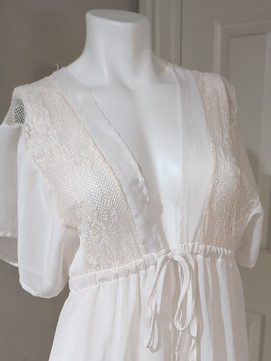 Vintage White Lace-Trim Maxi Robe — Women Intimates & Sleepwear O/S
