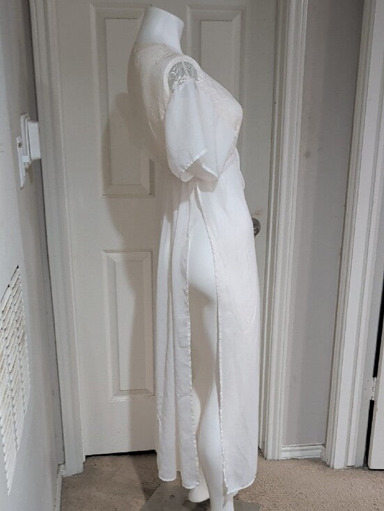 Vintage White Lace-Trim Maxi Robe — Women Intimates & Sleepwear O/S