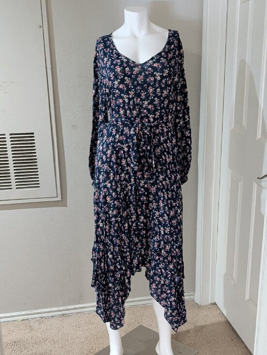 Mia Joy Floral Midi Tie-Waist Dress in Navy with Pink Accents Women's Medium
