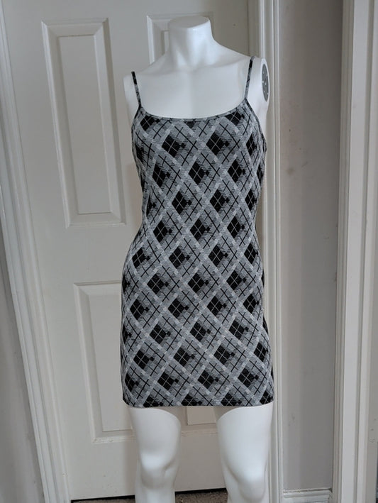 Y2K Popular 21 Argyle Pattern Slip Mini Dress in Black & Gray Retro Women's S