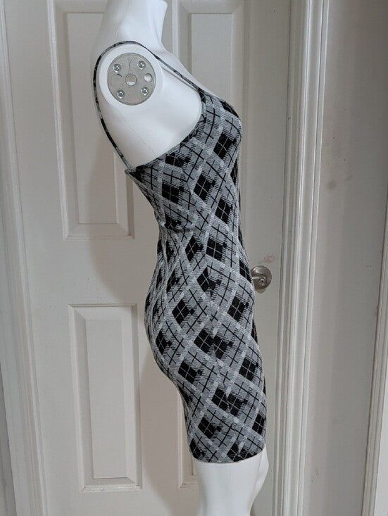 Y2K Popular 21 Argyle Pattern Slip Mini Dress in Black & Gray Retro Women's S