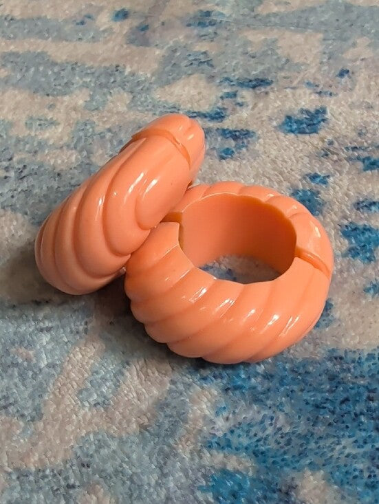 Retro Peachy Chunky Hoop Clip-On Earrings Vintage Costume Jewelry