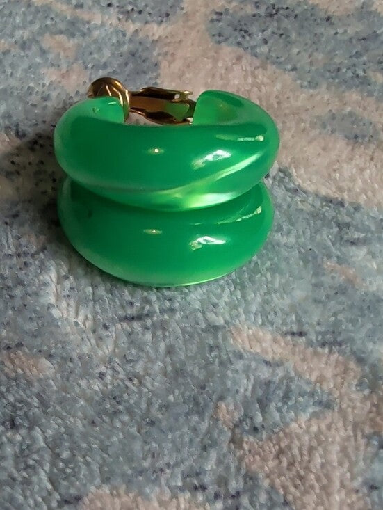Retro Green Hoop Clip Earrings - Women's VTG Costume Jewelry MCM